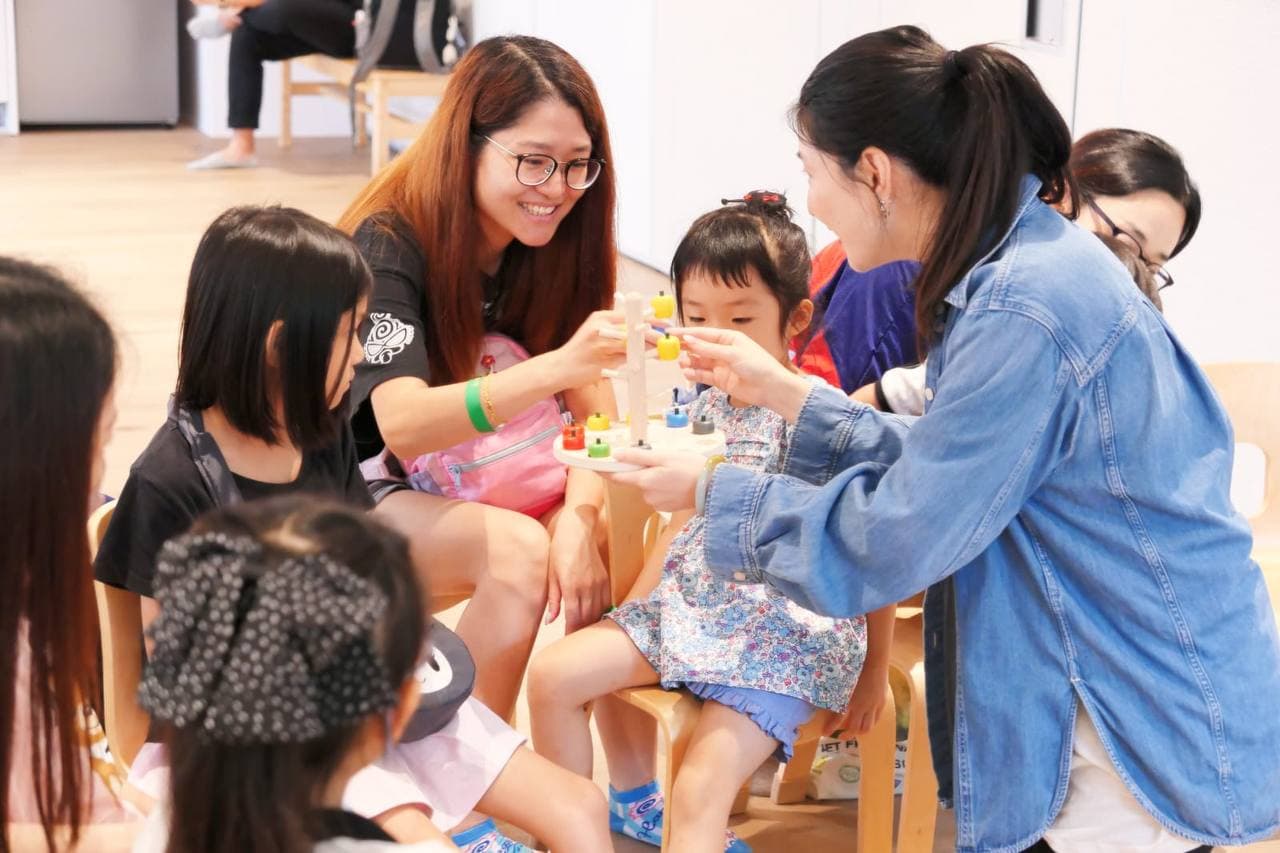 Lee Garden Parent-Child Mindfulness Workshop - workshop1